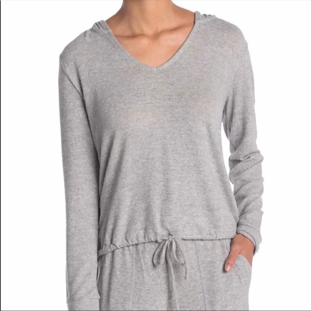 NWT Hooded Pullover Drawstring Waist Size L Gray